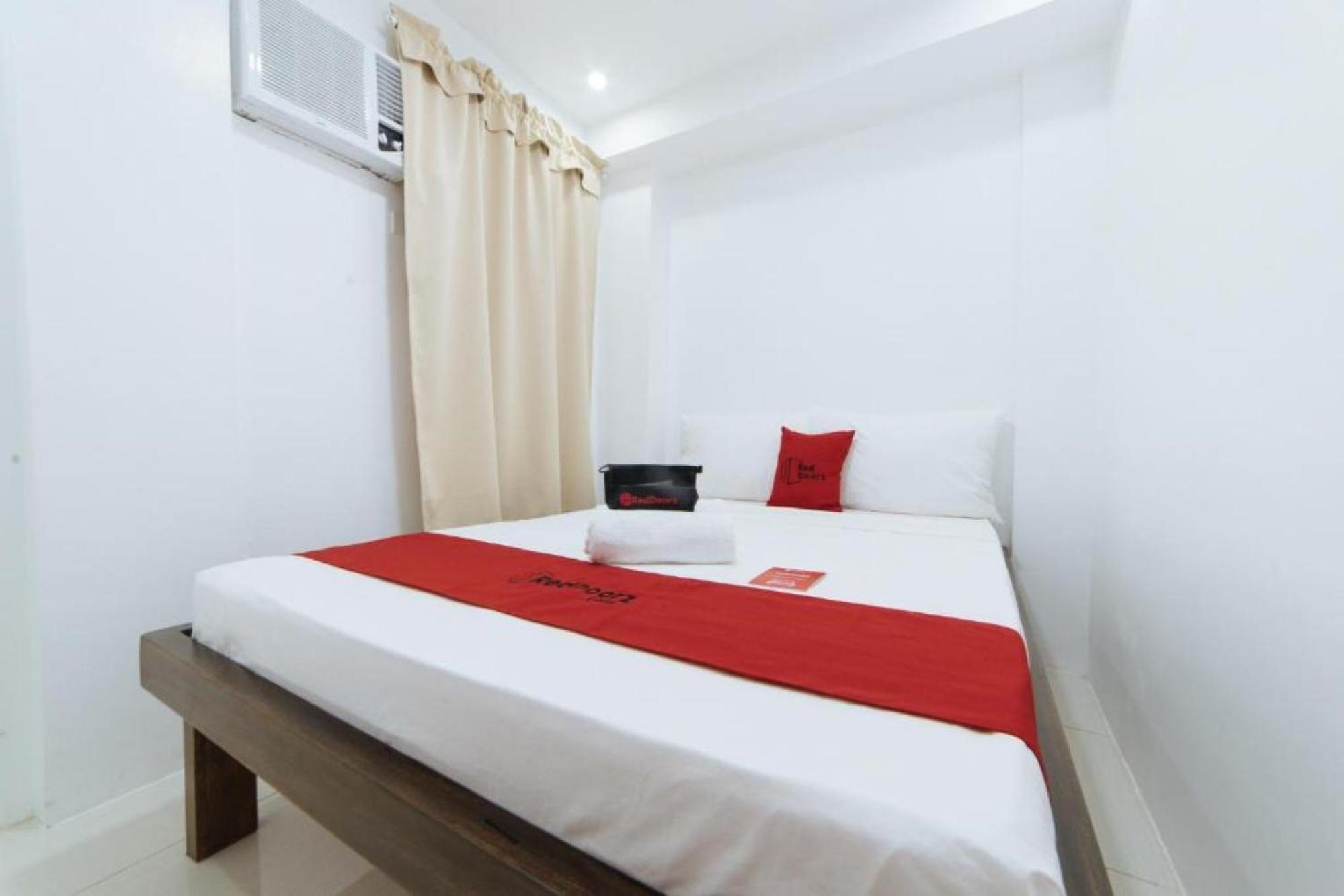 Reddoorz At Dbuilders Rooms Bangkal Makati Makati City Eksteriør bilde
