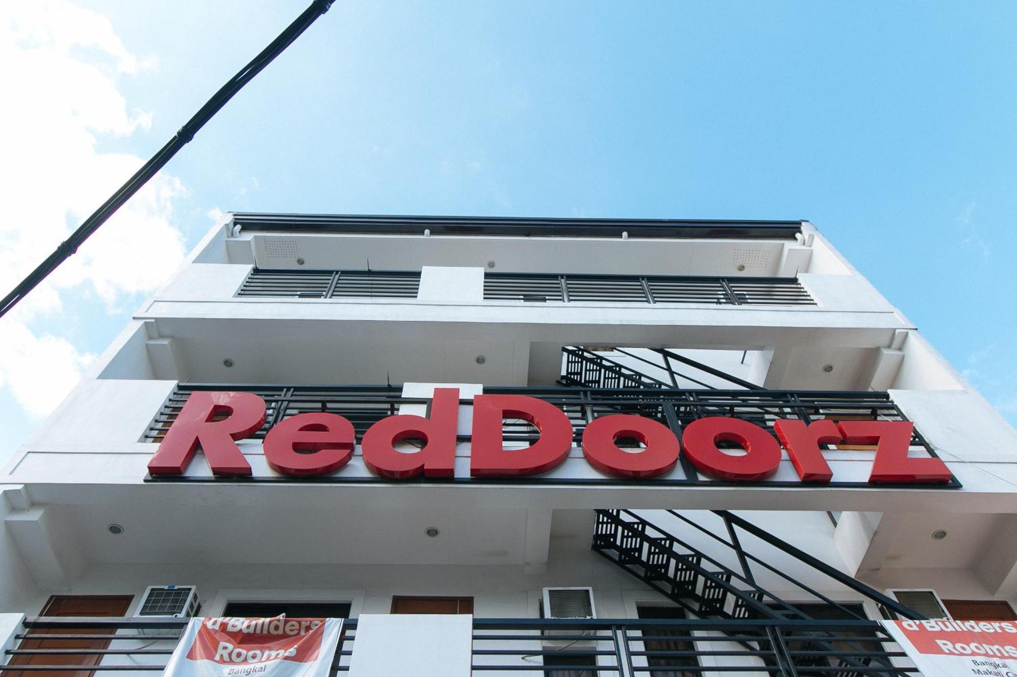 Reddoorz At Dbuilders Rooms Bangkal Makati Makati City Eksteriør bilde